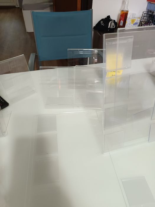 Suporti preturi afisaj magazine