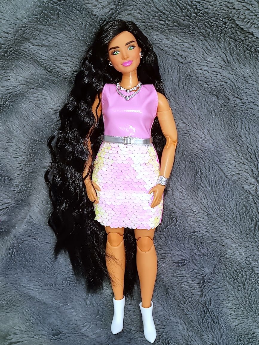 Papusa Barbie Fashionistas Made to Move Dimples Sculpt mtm Reroot