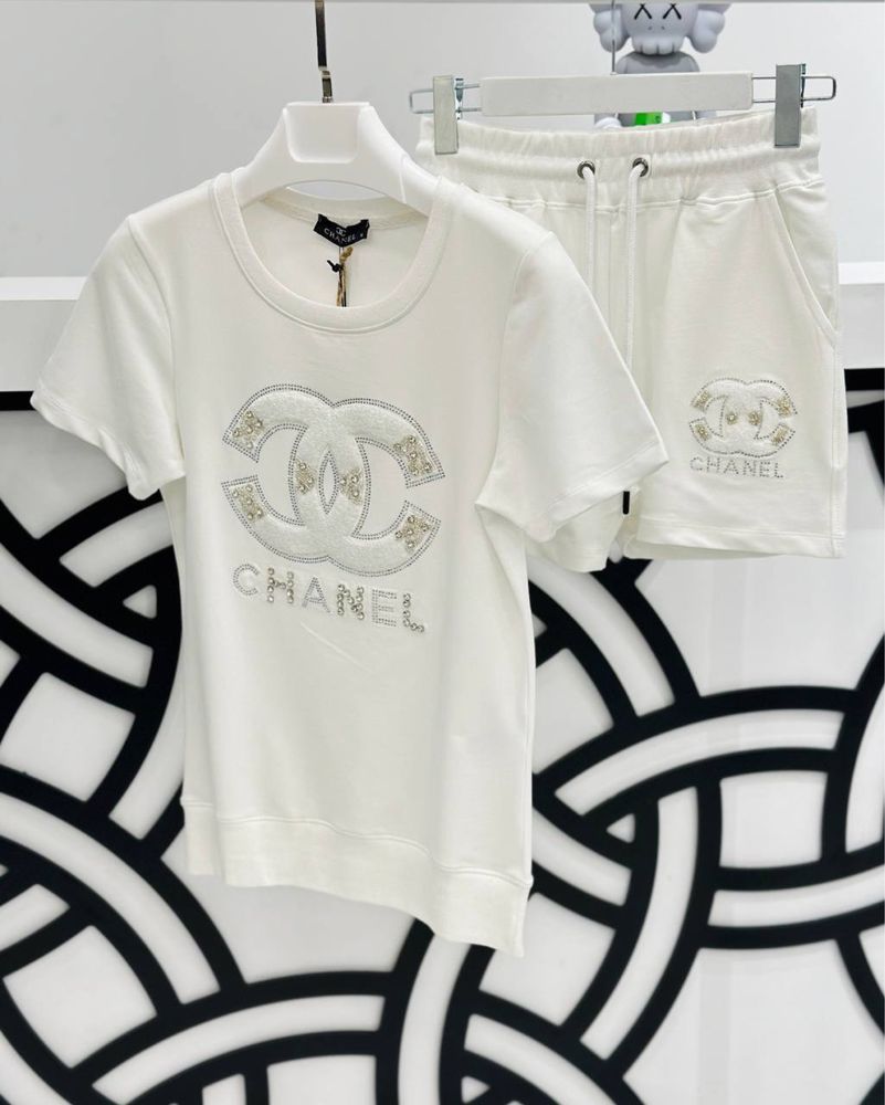 Stoc compleu Chanel dama