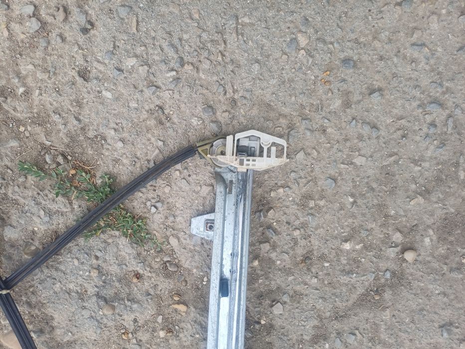 Преден ляв механизъм за стъкло зс ситроен хсара пикасо