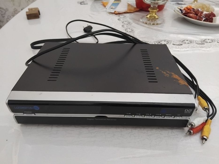 Телевизор Prima в хорошем состоянии + тюнер