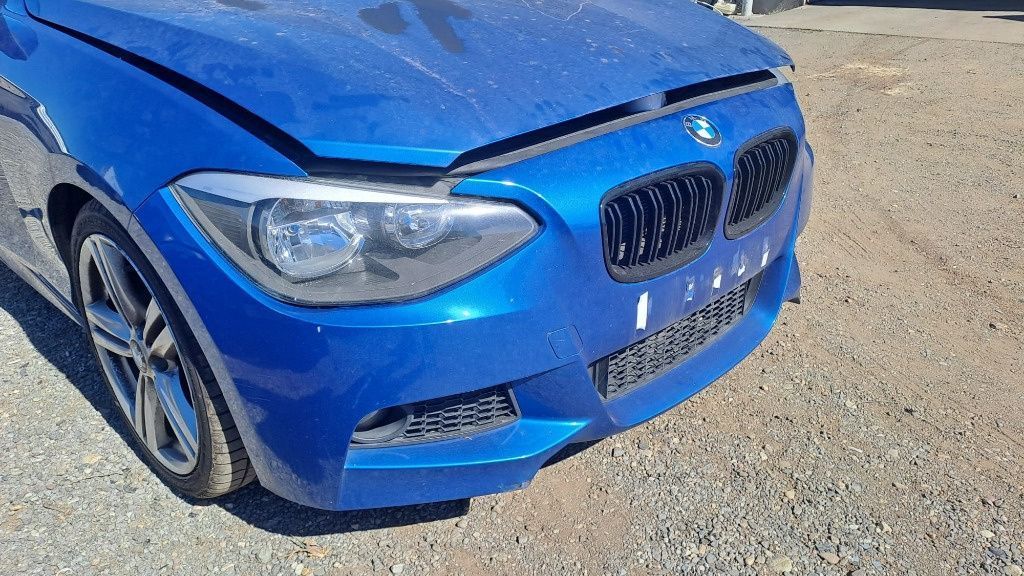 Bara fata BMW F20 2012 hatchback 2.0