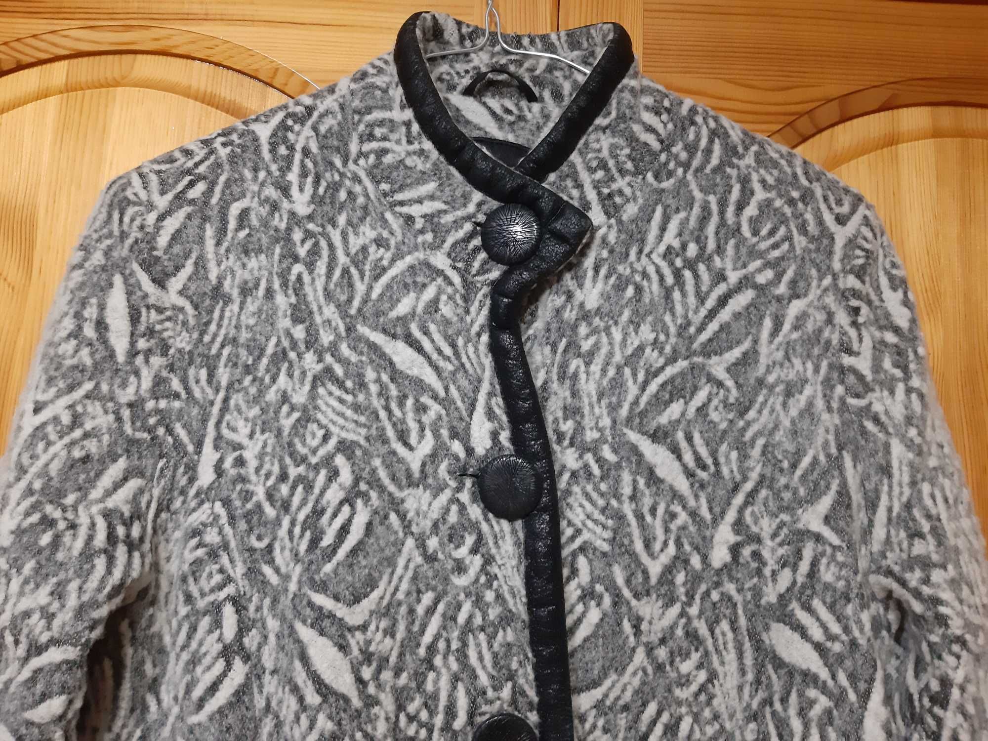 Разкошно Палто JUNONA Fashion с Декорации Кожа ! ХЛ!