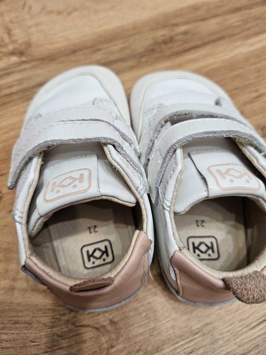 Боси обувки Колев и Колев