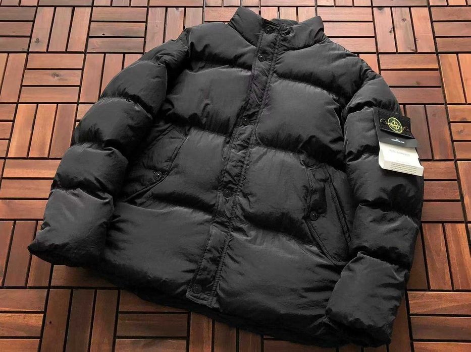 Geaca Stone Island cu puf Premium