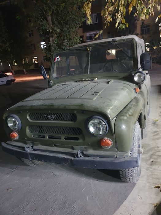 Uaz 1996 yil kiraska radnoy benzida sotiladi