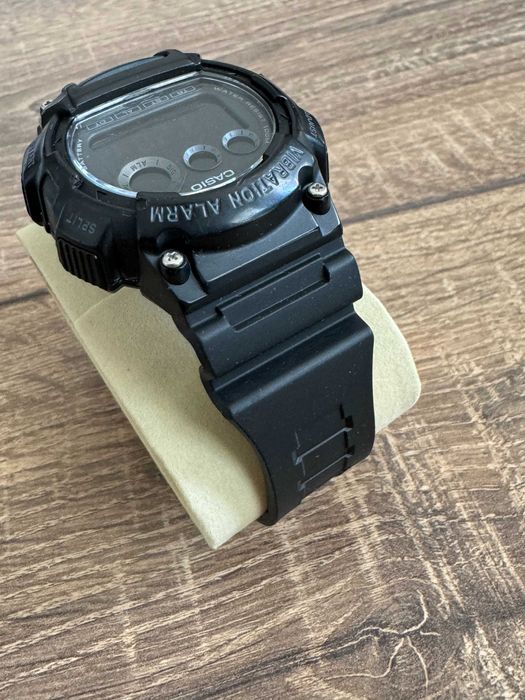 Ceas cronograf digital Casio W-735H