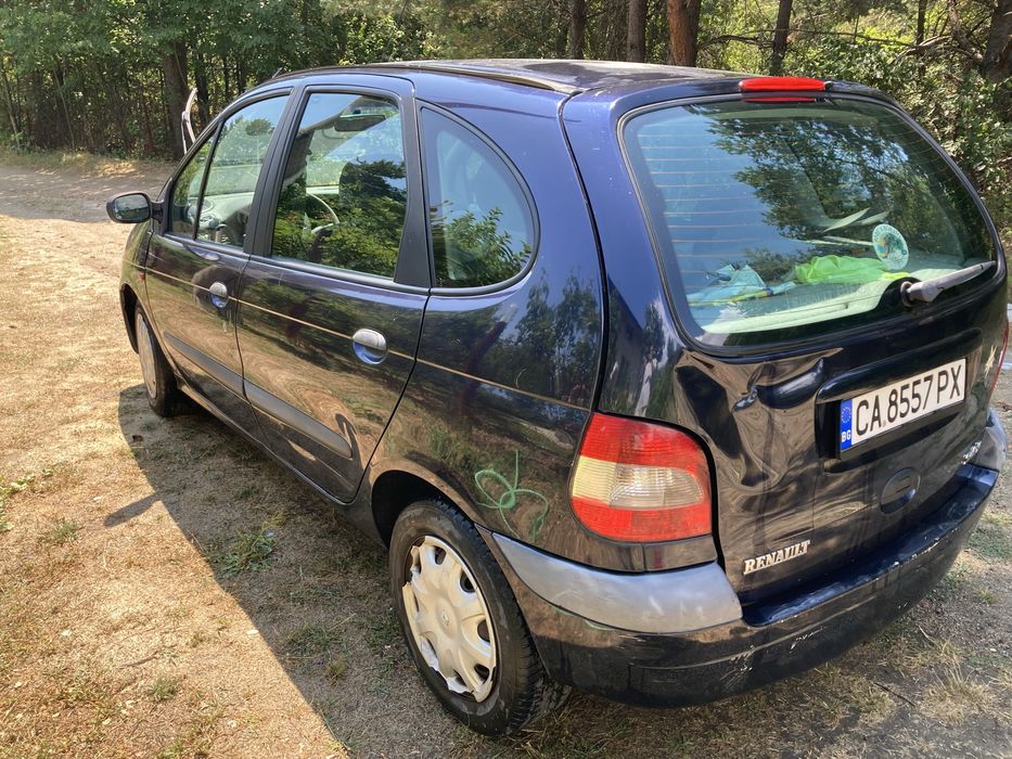 Продавам автомобил Renault Scenic