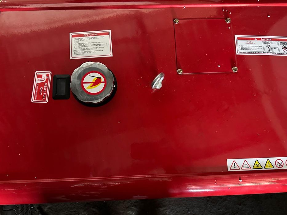 De vanzare generator motorina NOU!