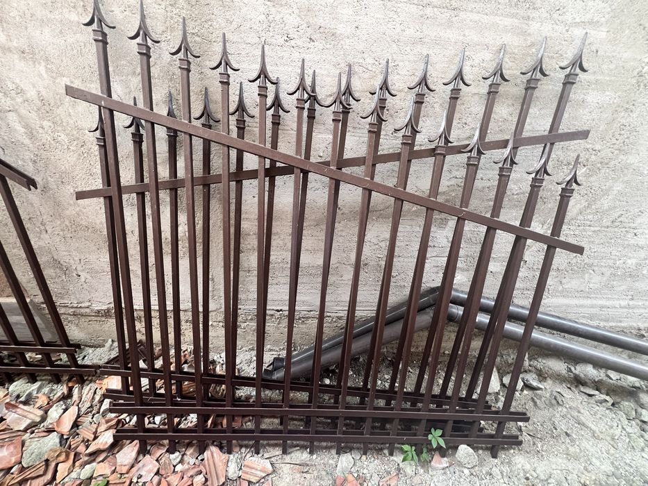 Elementi poarta fier