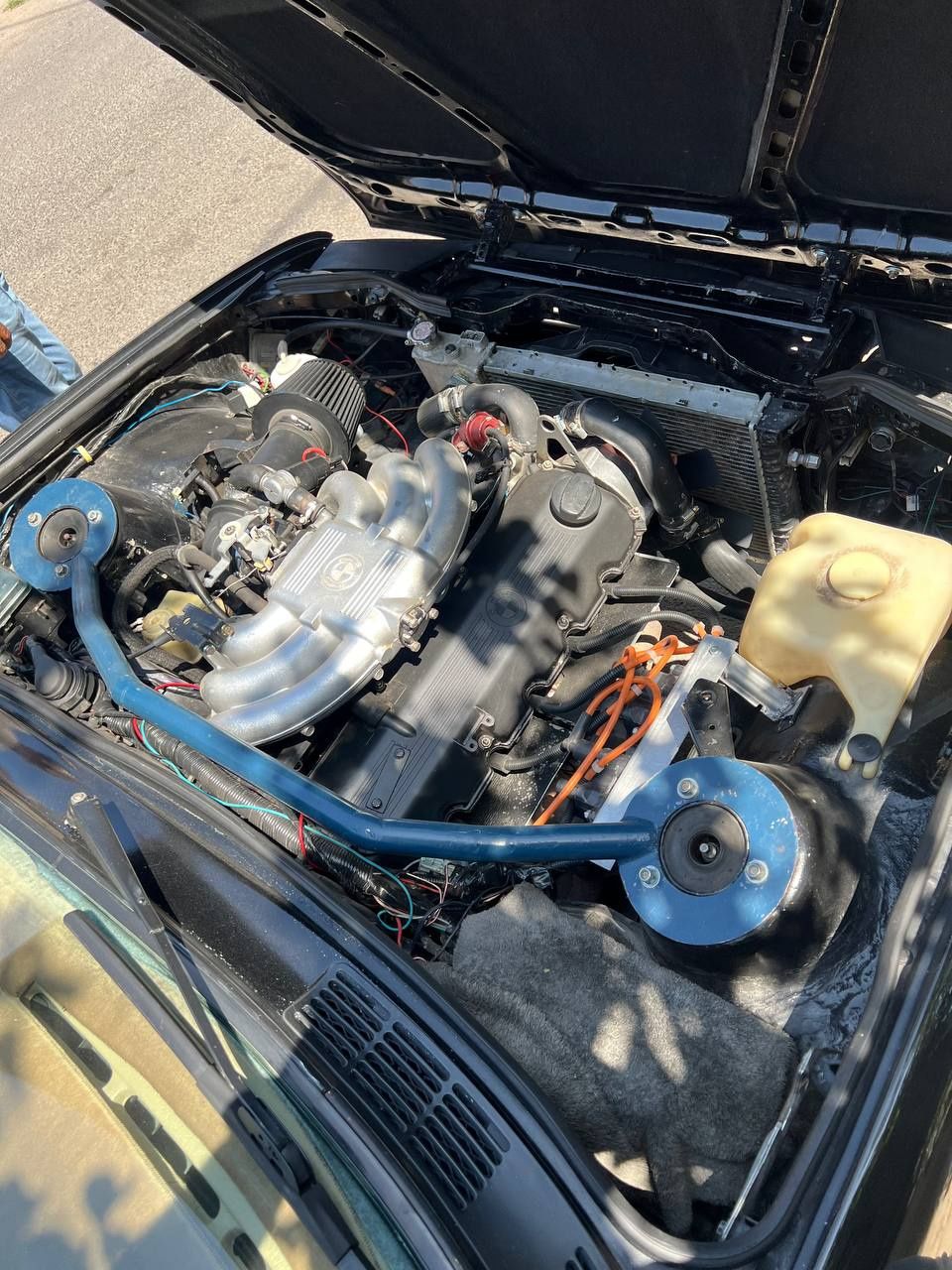 BMW E30 1987 yil