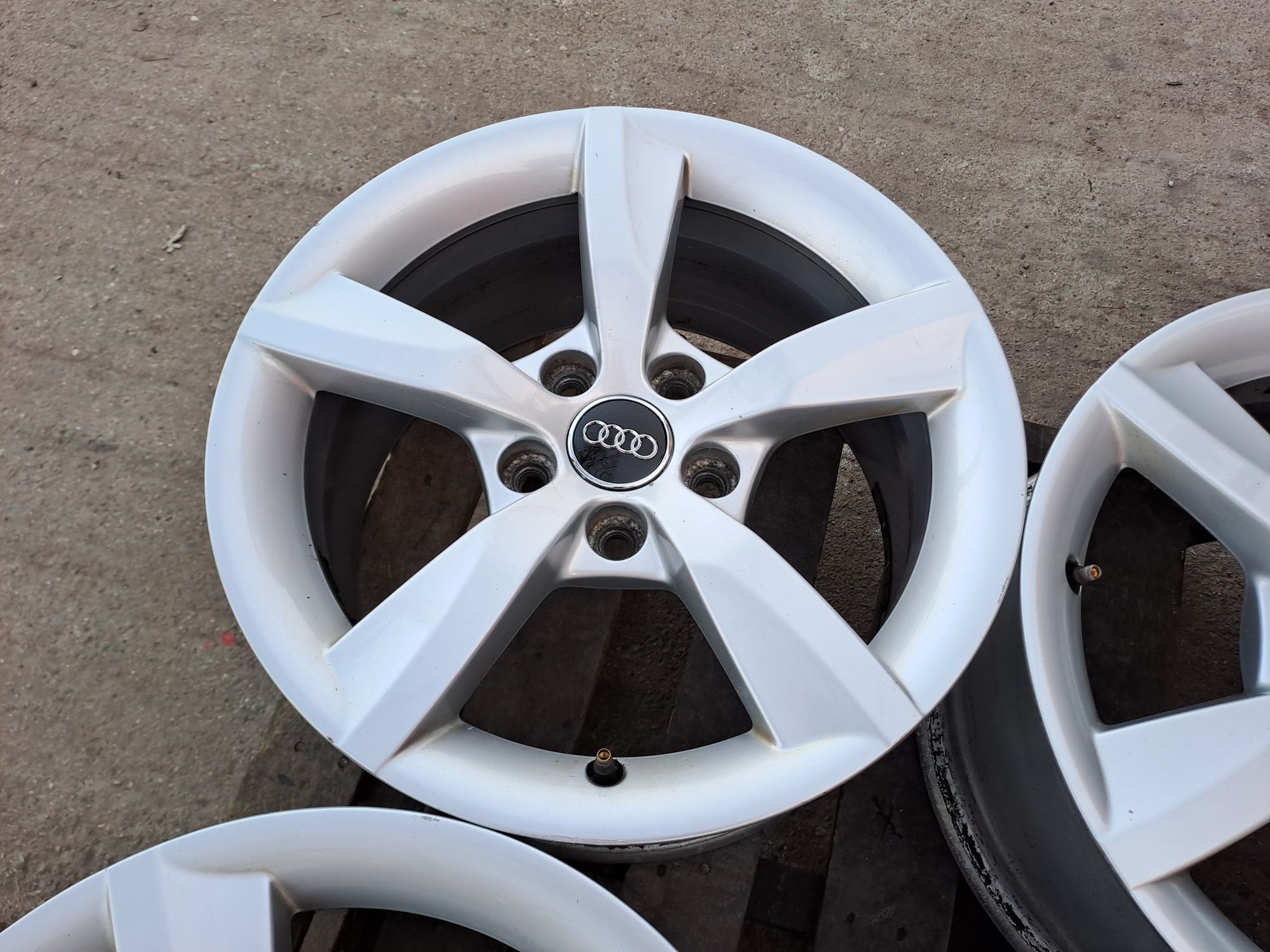 16" 5X112mm Audi, 5х112мм Ауди 66.6мм