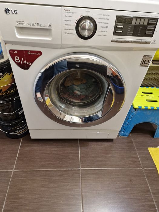 Продаю стиральную машину