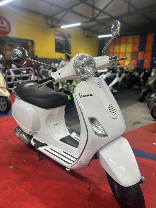 Vespa lx in 4 timp