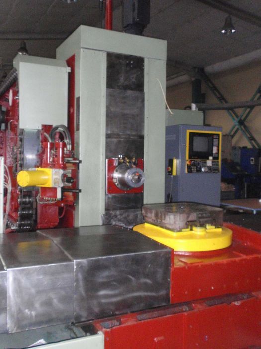Машинен център IS 500 CNC