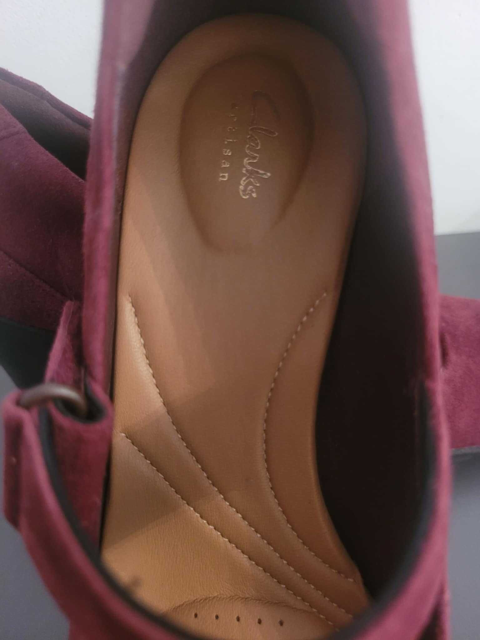 Страхотни обувки на Clarks
