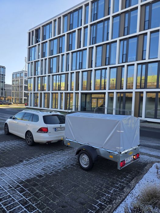 Remorca Humbaur 750 cu prelata