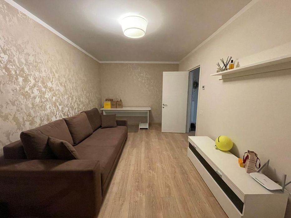 Inchiriez apartament 2 camere Complex Evergreen Tatarasi