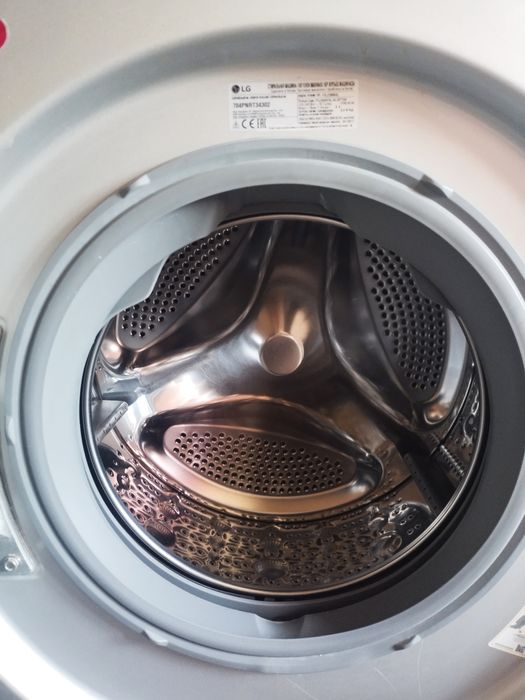 Сотилади: LG кир ювиш машинкаси (6 кг) автомат