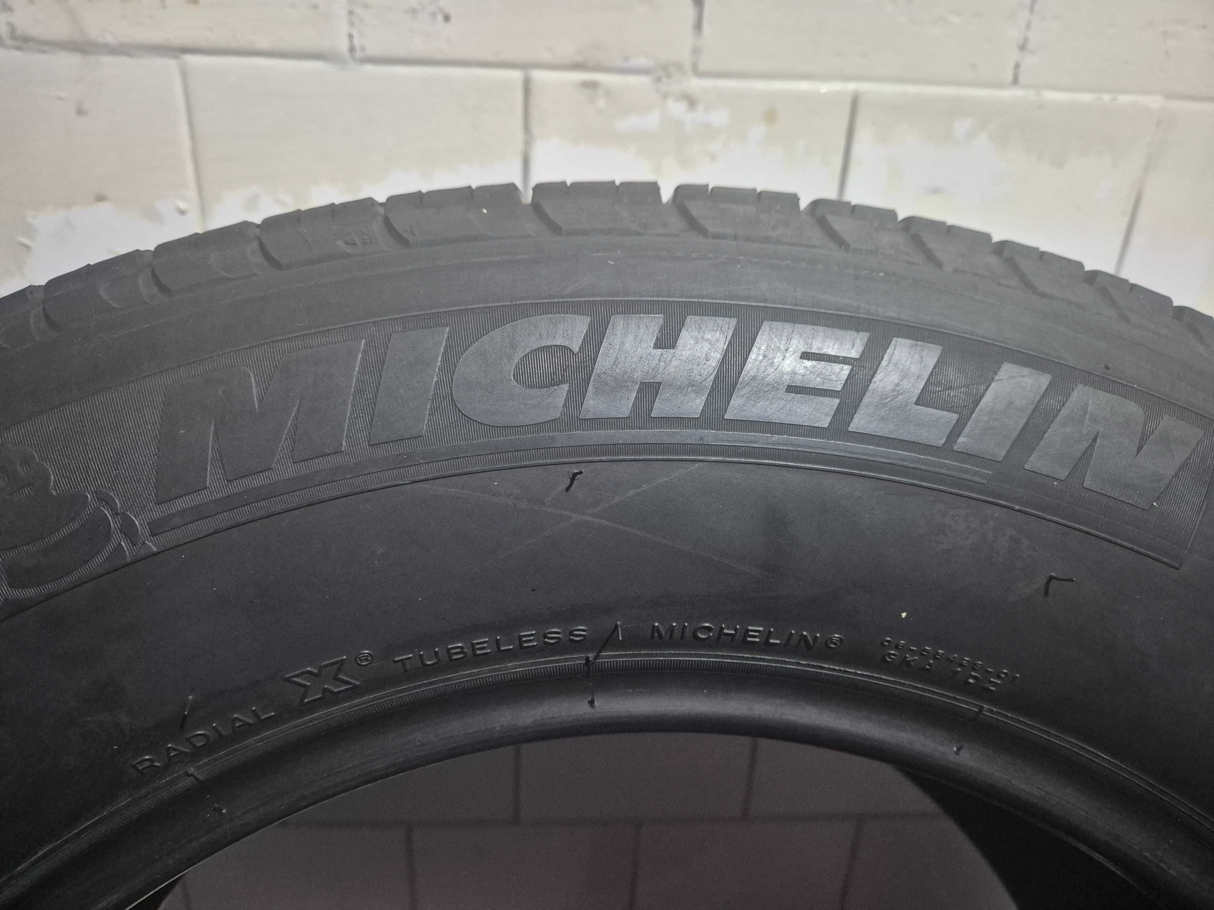 265/60/18 Michelin
