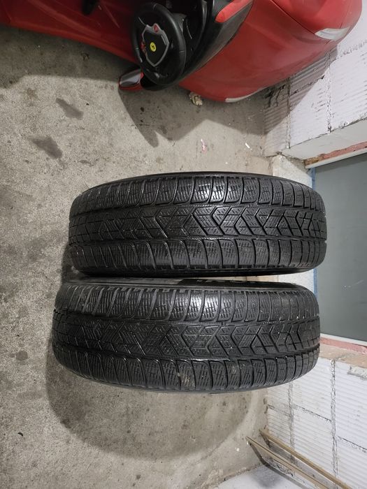 Anvelope  iarna 215 65 17