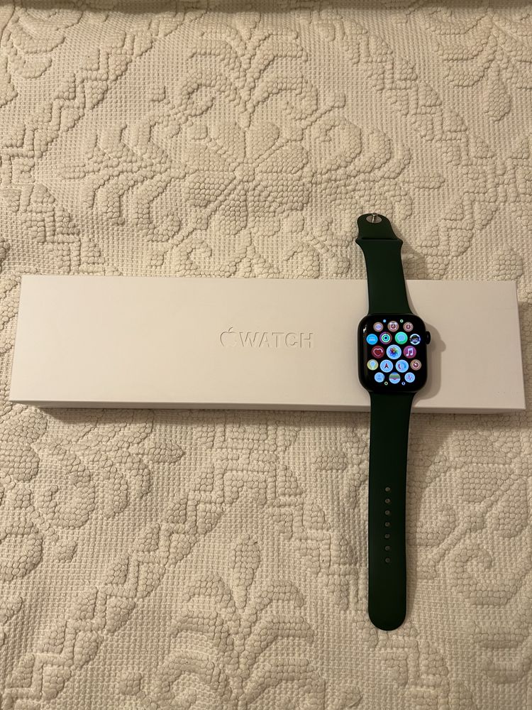 Apple Watch 7, GPS, 45 mm