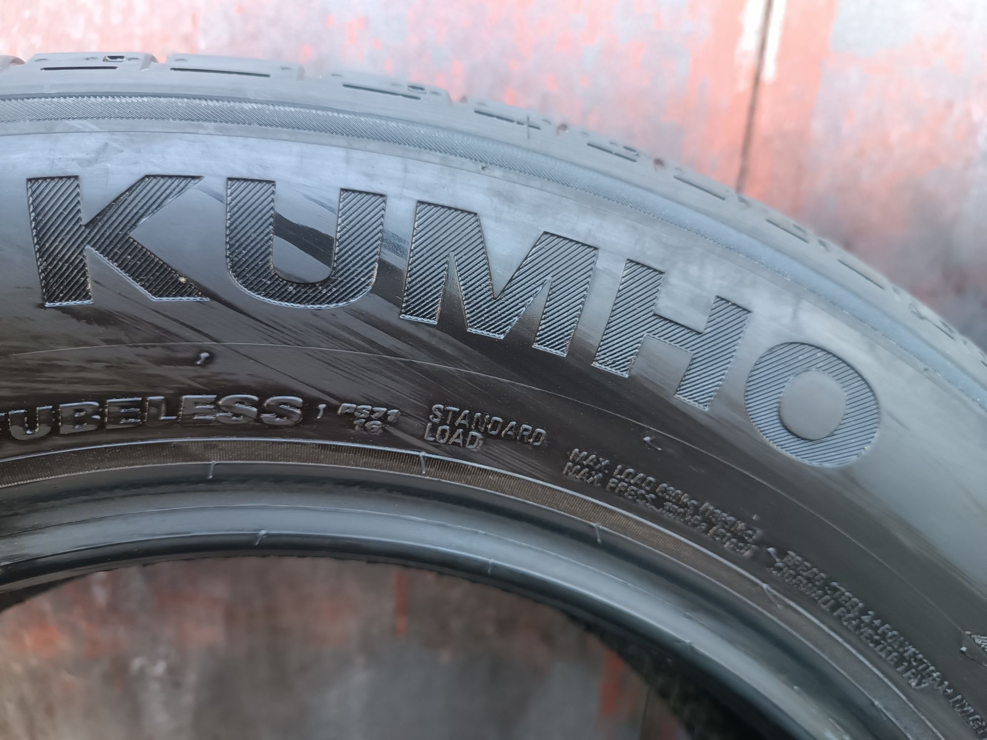 205/60/16 Kumho Дот 4322