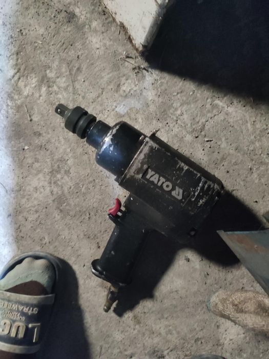 Pistol impact yato 2000 nm