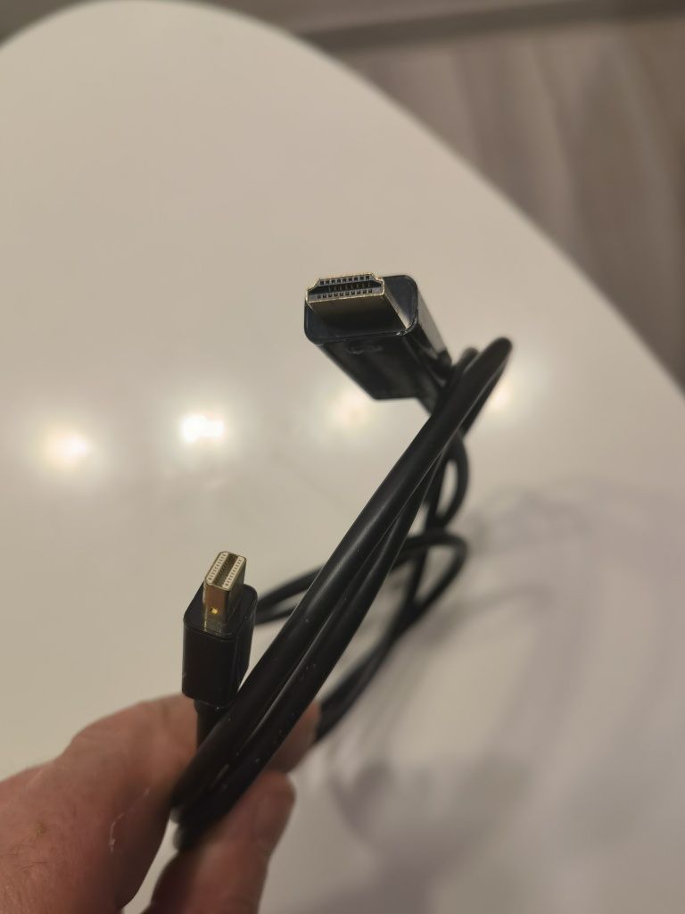 Cablu hdmi macbook redare TV