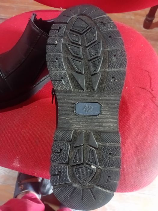 Зимний мужской обувь новый утеплён мехом.раз 42.