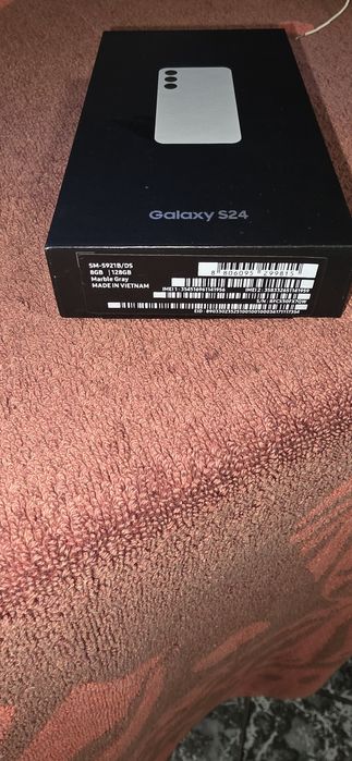 Продавам  S24 Samsung