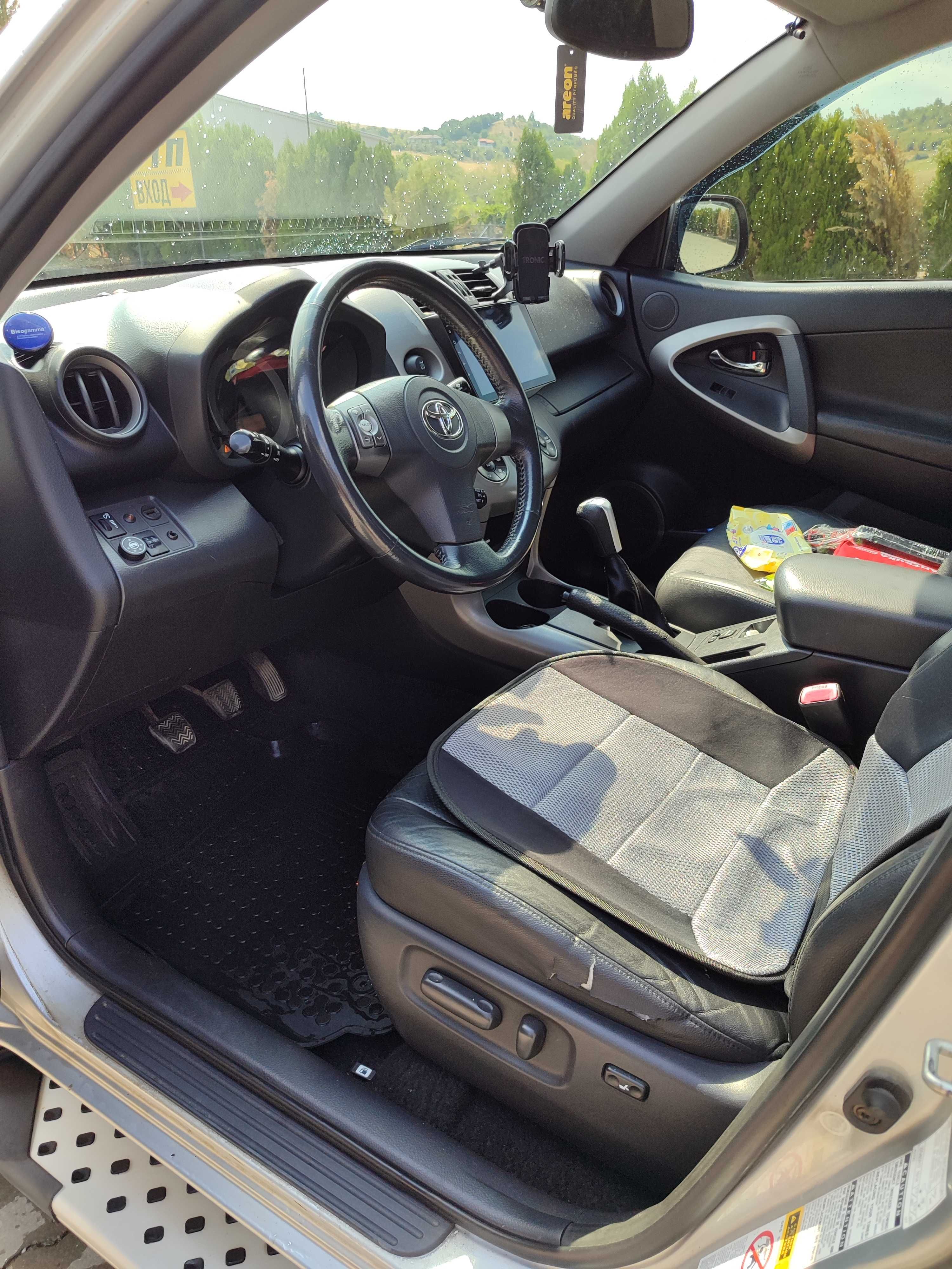 Продавам Toyota RAV 4 2006 г.