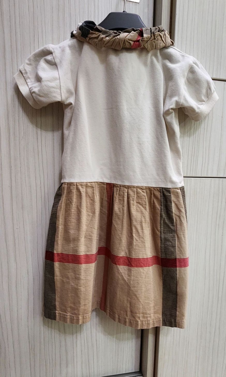 Burberry оригинална рокля