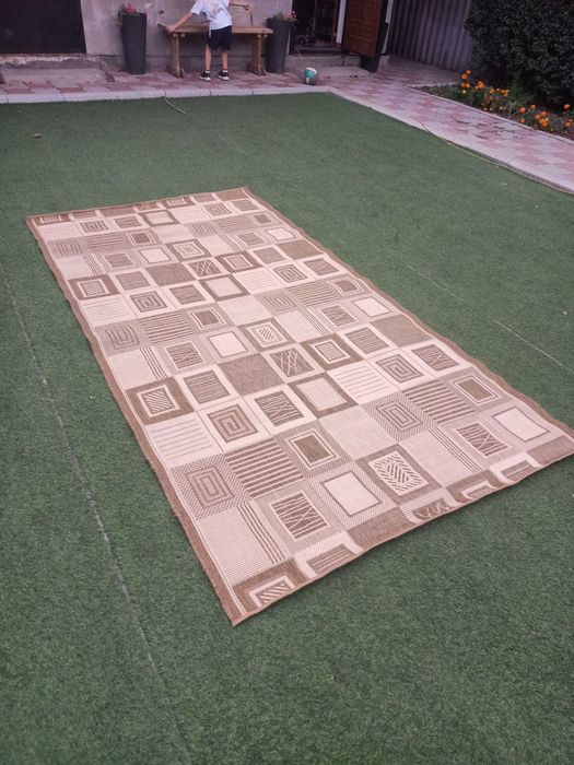 Палас 285х146 за 4900 тг