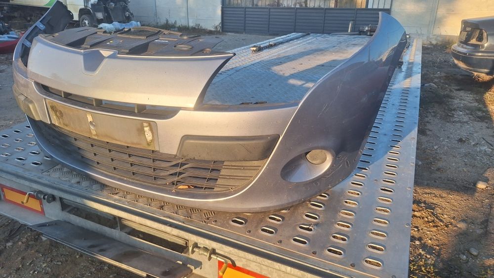 Bara fata capota renault megane 3 faruri oglinda aripi  tragar 1.5dci