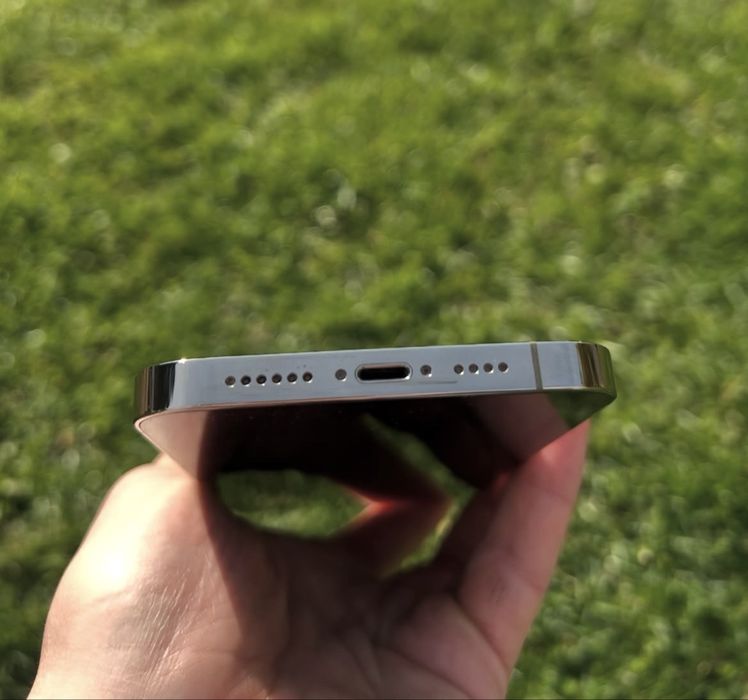 IPhone 14 Pro Max Gold