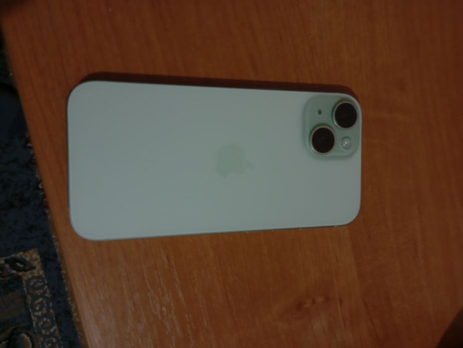 Айфон 15 в отличном состоянии