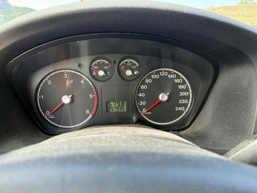 Ford Focus 1.6, 90к.с.