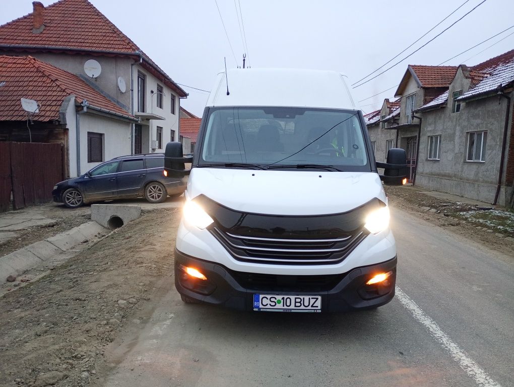 Iveco Daily 3.0 HI-Matic (8 trepte),categoria B,lungime 5.15 m