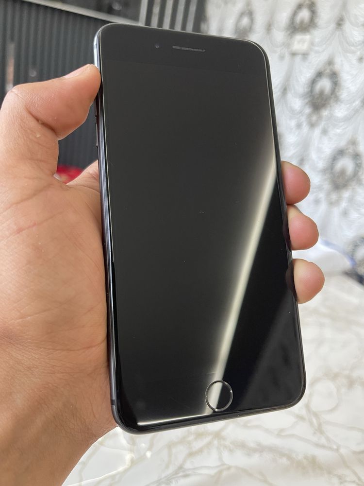Iphone 8 plus 64 gb edial