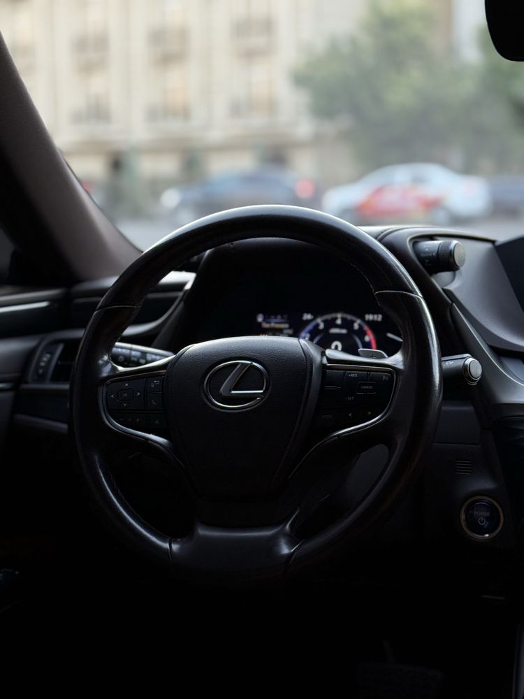 Lexus ES300 Hybrid