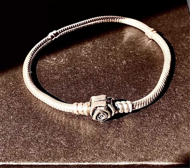 Оригинална гривна Pandora