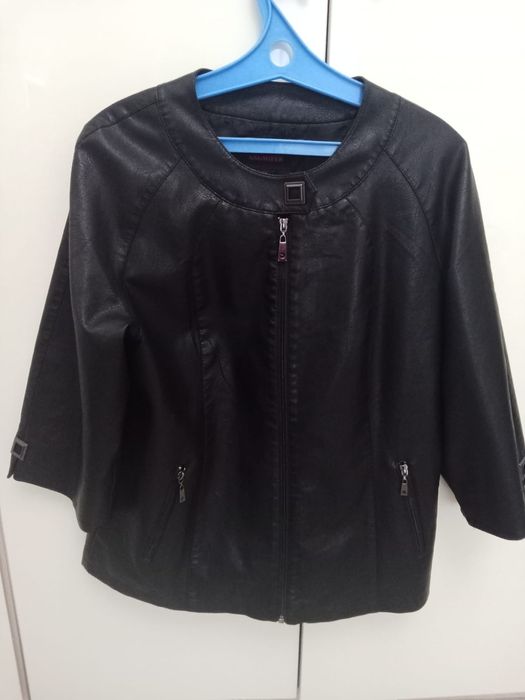 Продаю Женская Куртка эко кожа