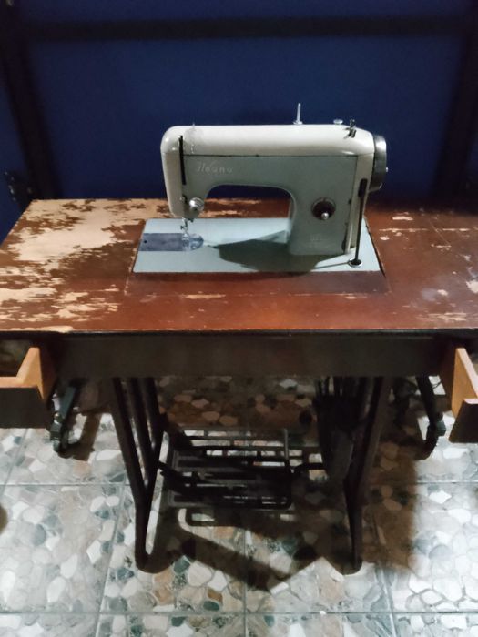 Mașină de cusut Ileana