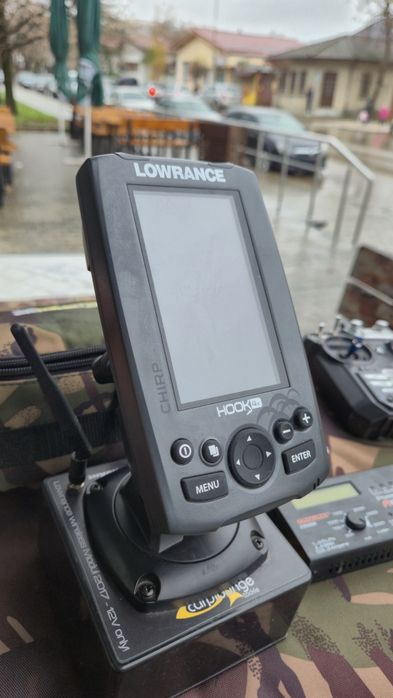 Лодка за захранване RT4 +сонар + GPS