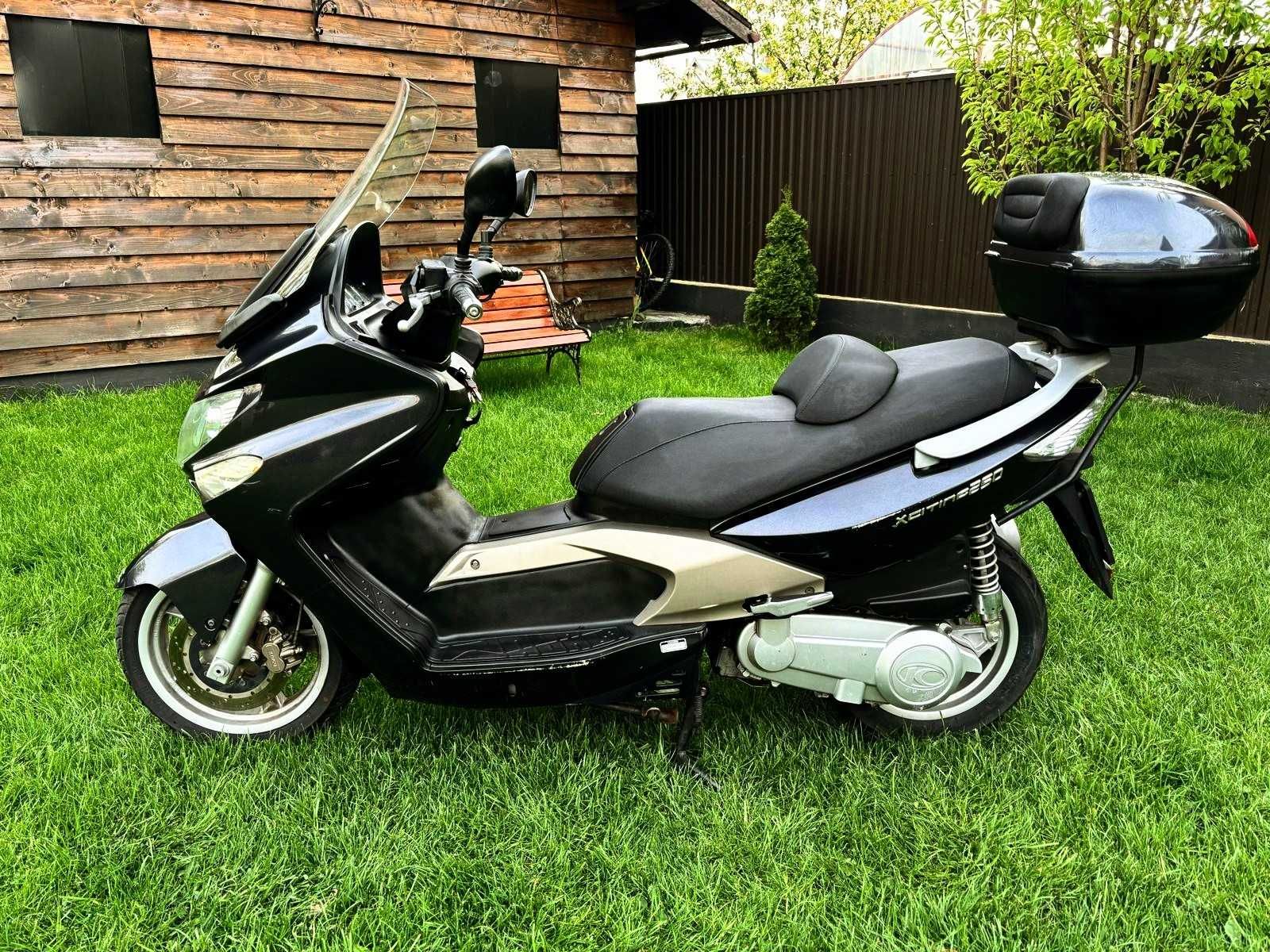 Scuter kymco xciting 250