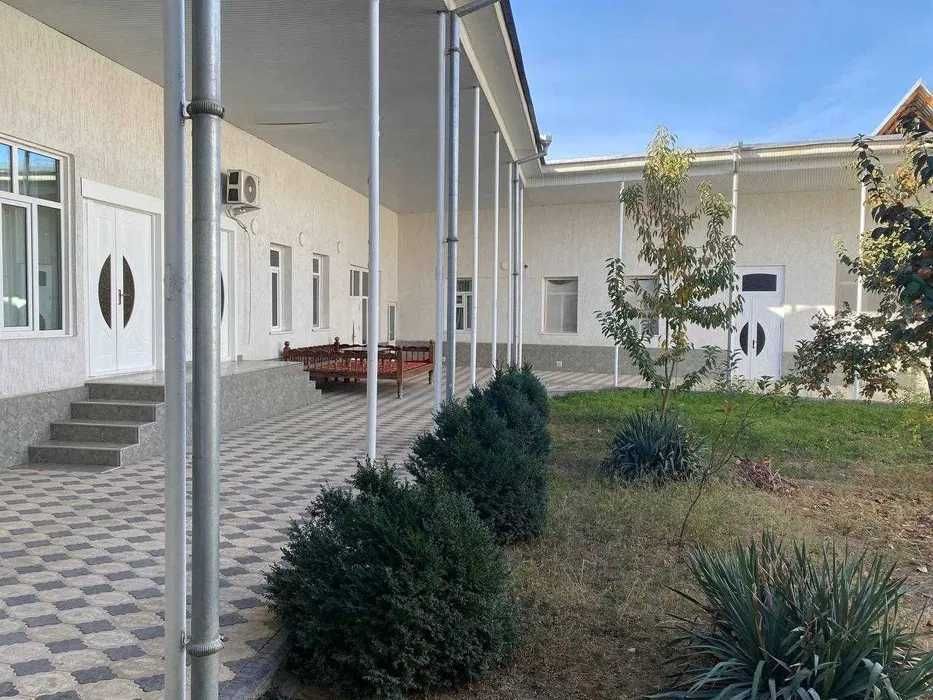 Срочно сдается дом,6 комнат,9 соток. Учтепинский район.