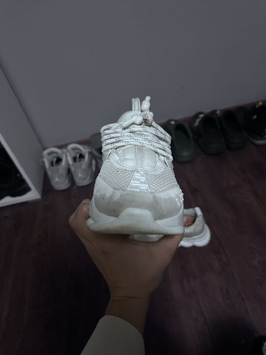 Vand versace chain reaction