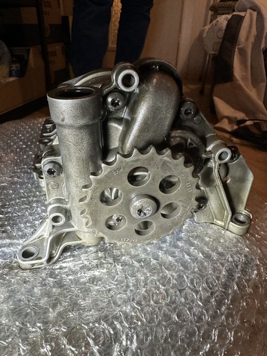 ОЕМ Маслена помпа BMW N47