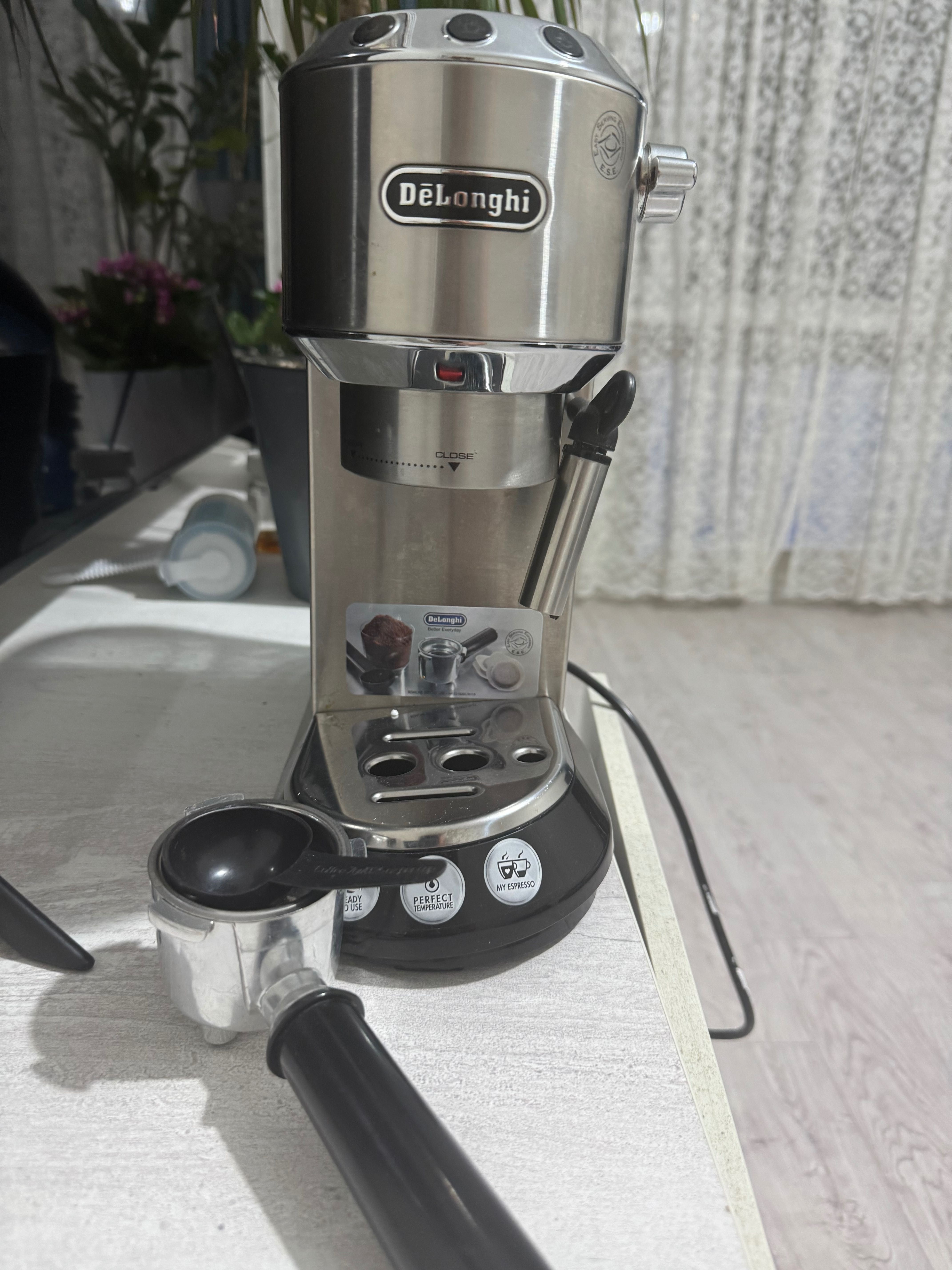 Продам кофе машинку в идеальном состоянии